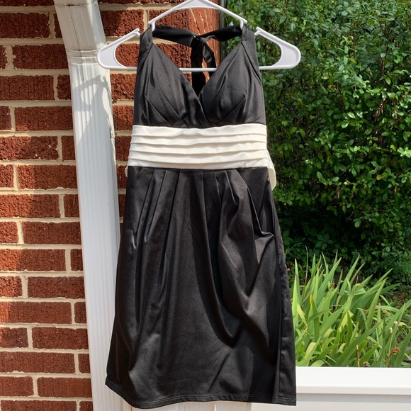 Ruby Rox Dress - Picture 2 of 7